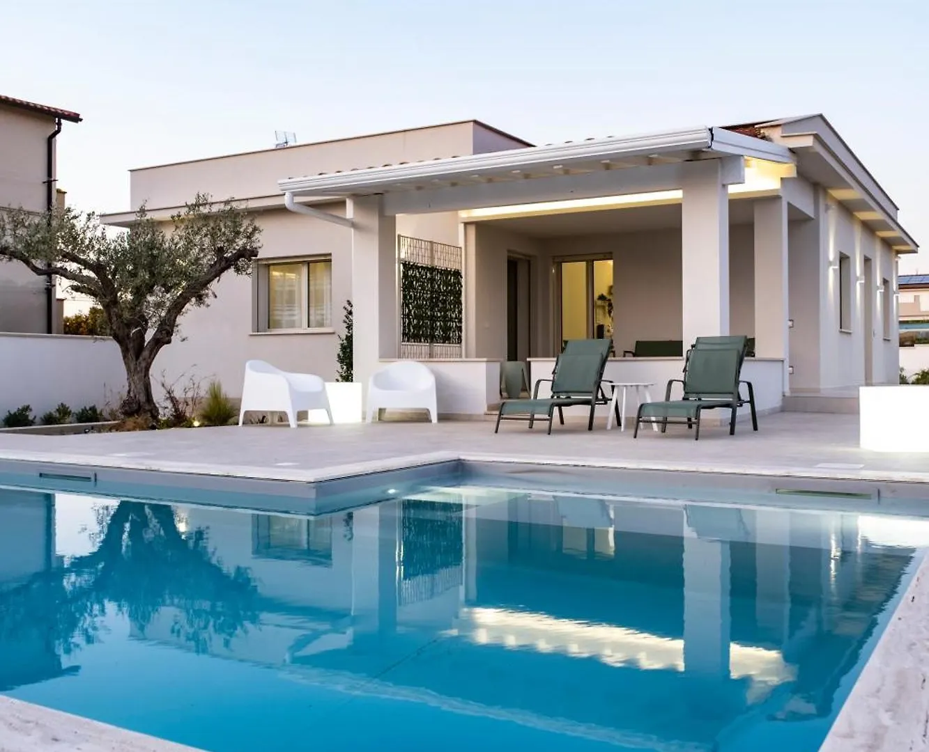 Villa Kora Suites&Pool San Leone 0*,