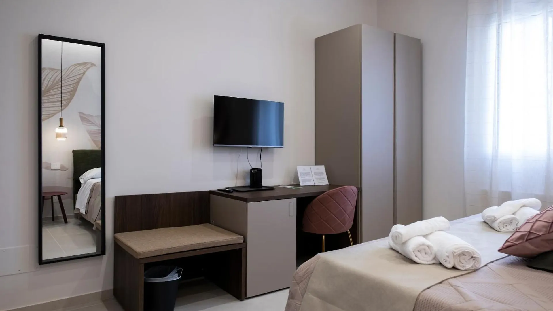 ゲストハウス Villa Kora Suites&Pool サン・レオーネ